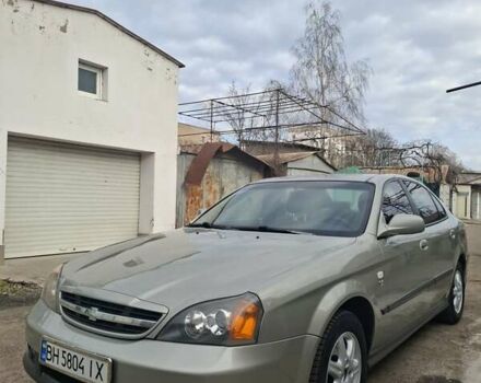 Серый Шевроле Эванда, объемом двигателя 2 л и пробегом 210 тыс. км за 5200 $, фото 1 на Automoto.ua