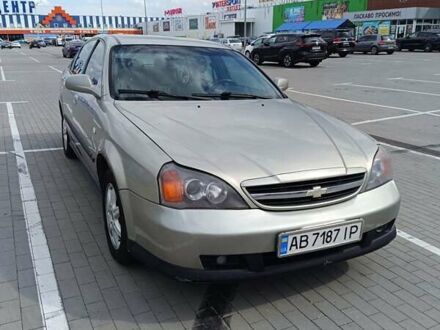 Шевроле Еванда 2005 у Вінниці на Automoto.ua Сірий Шевроле Еванда, об'ємом двигуна 2 л та пробігом 283 тис. км за 4100 $, фото 1 на Automoto.ua
