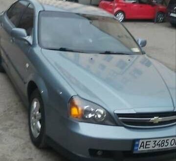 Шевроле Еванда 2005 у Кривому Розі на Automoto.ua Сірий Шевроле Еванда, об'ємом двигуна 2 л та пробігом 270 тис. км за 4350 $, фото 1 на Automoto.ua