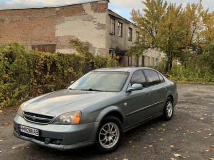 Серый Шевроле Эванда, объемом двигателя 2 л и пробегом 230 тыс. км за 2950 $, фото 1 на Automoto.ua