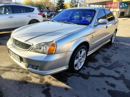 Серый Шевроле Эванда, объемом двигателя 2 л и пробегом 330 тыс. км за 3999 $, фото 1 на Automoto.ua