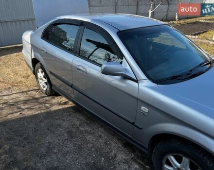 Сірий Шевроле Еванда, об'ємом двигуна 2 л та пробігом 250 тис. км за 3100 $, фото 1 на Automoto.ua