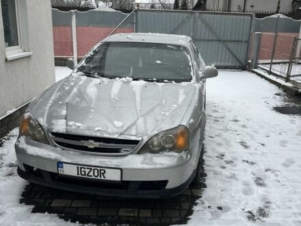 Сірий Шевроле Еванда, об'ємом двигуна 2 л та пробігом 204 тис. км за 3500 $, фото 1 на Automoto.ua