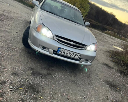 Серый Шевроле Эванда, объемом двигателя 2 л и пробегом 260 тыс. км за 3799 $, фото 1 на Automoto.ua
