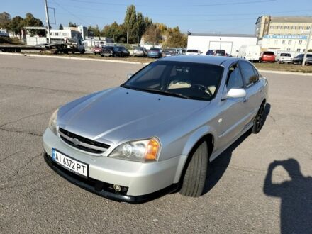 Серый Шевроле Эванда, объемом двигателя 2 л и пробегом 352 тыс. км за 3000 $, фото 1 на Automoto.ua