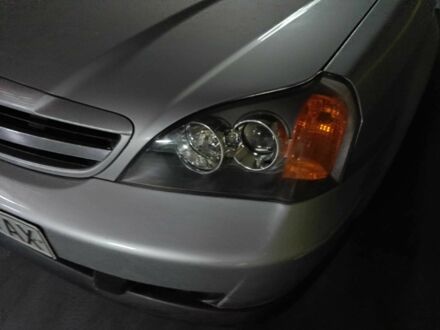 Серый Шевроле Эванда, объемом двигателя 2 л и пробегом 2 тыс. км за 6000 $, фото 1 на Automoto.ua