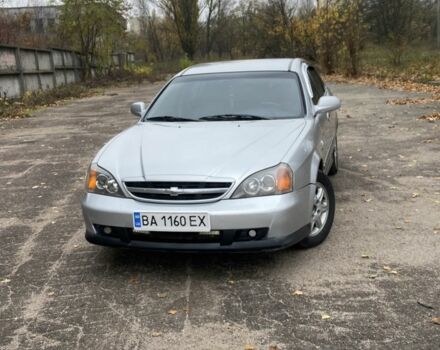 Серый Шевроле Эванда, объемом двигателя 2 л и пробегом 280 тыс. км за 3500 $, фото 1 на Automoto.ua