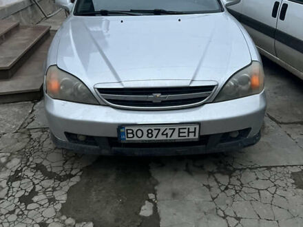 Шевроле Еванда 2006 у Копичинці на Automoto.ua Сірий Шевроле Еванда, об'ємом двигуна 2 л та пробігом 280 тис. км за 3300 $, фото 1 на Automoto.ua