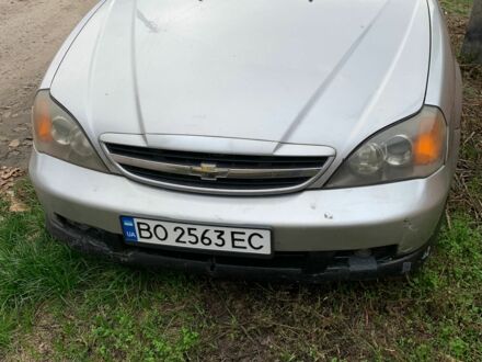 Серый Шевроле Эванда, объемом двигателя 2.5 л и пробегом 310 тыс. км за 2100 $, фото 1 на Automoto.ua