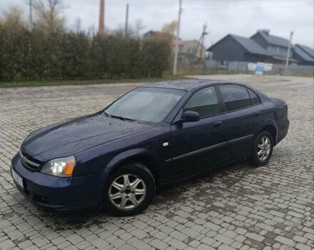 Синий Шевроле Эванда, объемом двигателя 2 л и пробегом 270 тыс. км за 2499 $, фото 1 на Automoto.ua