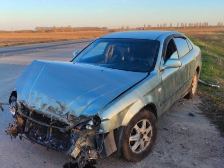 Зелений Шевроле Еванда, об'ємом двигуна 2 л та пробігом 325 тис. км за 1000 $, фото 1 на Automoto.ua
