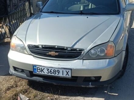 Зелений Шевроле Еванда, об'ємом двигуна 2 л та пробігом 335 тис. км за 2300 $, фото 1 на Automoto.ua