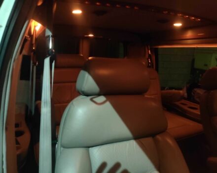 Белый Шевроле Експресс, объемом двигателя 5.7 л и пробегом 253 тыс. км за 20500 $, фото 9 на Automoto.ua