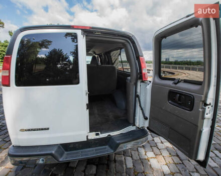 Білий Шевроле Експресс, об'ємом двигуна 4.29 л та пробігом 192 тис. км за 22900 $, фото 53 на Automoto.ua