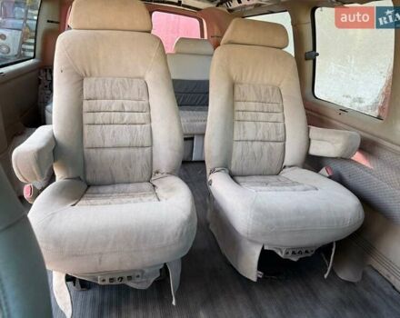 Белый Шевроле Експресс, объемом двигателя 2.78 л и пробегом 115 тыс. км за 25500 $, фото 11 на Automoto.ua