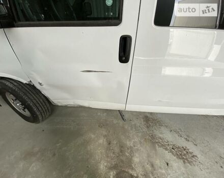 Белый Шевроле Експресс, объемом двигателя 6 л и пробегом 29 тыс. км за 24000 $, фото 25 на Automoto.ua