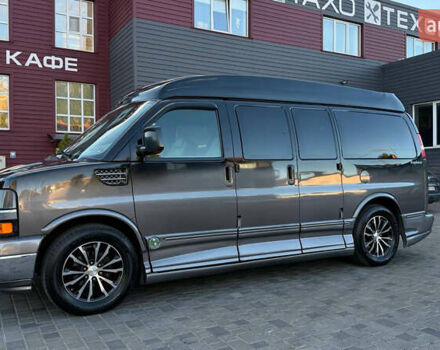 Черный Шевроле Експресс, объемом двигателя 5.2 л и пробегом 181 тыс. км за 28900 $, фото 1 на Automoto.ua