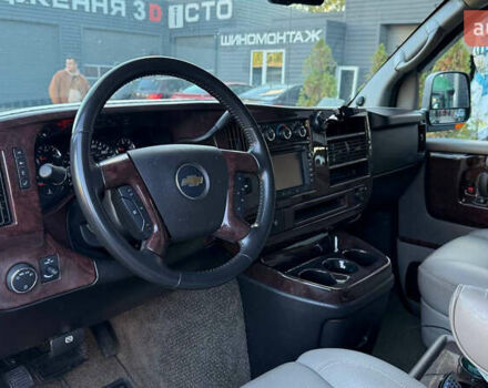 Черный Шевроле Експресс, объемом двигателя 5.2 л и пробегом 181 тыс. км за 28900 $, фото 12 на Automoto.ua