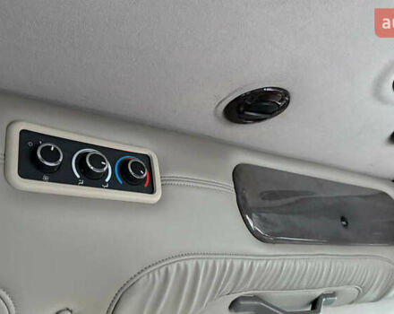 Черный Шевроле Експресс, объемом двигателя 5.2 л и пробегом 181 тыс. км за 28900 $, фото 46 на Automoto.ua