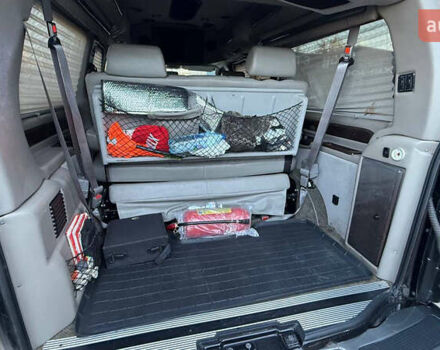 Черный Шевроле Експресс, объемом двигателя 5.2 л и пробегом 181 тыс. км за 28900 $, фото 40 на Automoto.ua