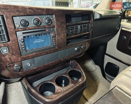 Черный Шевроле Експресс, объемом двигателя 5.3 л и пробегом 51 тыс. км за 44000 $, фото 30 на Automoto.ua