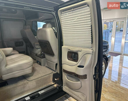 Черный Шевроле Експресс, объемом двигателя 5.3 л и пробегом 51 тыс. км за 44000 $, фото 60 на Automoto.ua