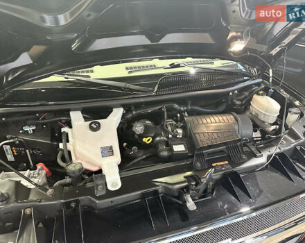 Черный Шевроле Експресс, объемом двигателя 5.3 л и пробегом 51 тыс. км за 44000 $, фото 70 на Automoto.ua