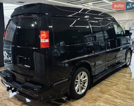 Черный Шевроле Експресс, объемом двигателя 5.3 л и пробегом 51 тыс. км за 44000 $, фото 7 на Automoto.ua