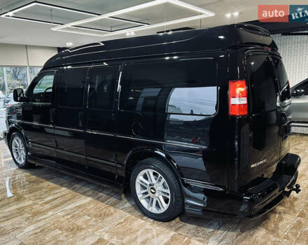 Черный Шевроле Експресс, объемом двигателя 5.3 л и пробегом 51 тыс. км за 44000 $, фото 11 на Automoto.ua