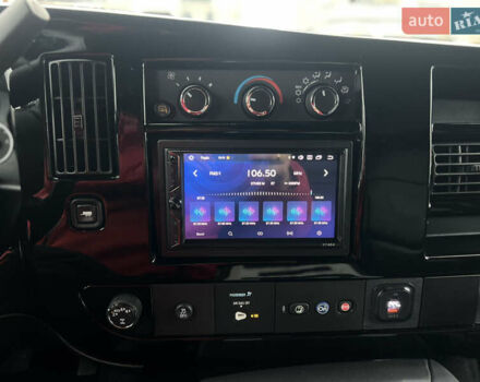 Черный Шевроле Експресс, объемом двигателя 4.3 л и пробегом 25 тыс. км за 165000 $, фото 34 на Automoto.ua