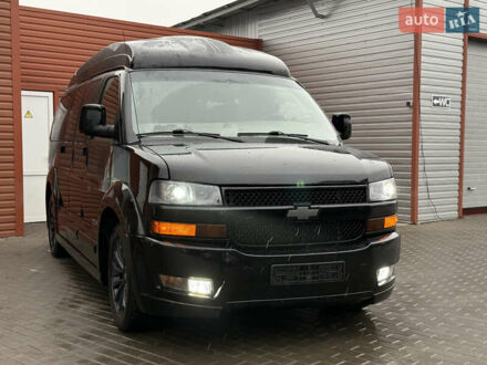 Черный Шевроле Експресс, объемом двигателя 5.3 л и пробегом 144 тыс. км за 42000 $, фото 1 на Automoto.ua