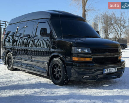 Черный Шевроле Експресс, объемом двигателя 5.3 л и пробегом 123 тыс. км за 33000 $, фото 1 на Automoto.ua