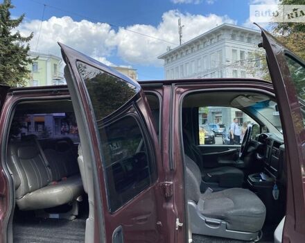 Червоний Шевроле Експресс, об'ємом двигуна 6 л та пробігом 140 тис. км за 13000 $, фото 3 на Automoto.ua