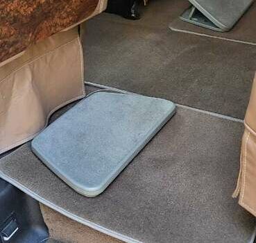 Желтый Шевроле Експресс, объемом двигателя 5.33 л и пробегом 102 тыс. км за 41000 $, фото 26 на Automoto.ua