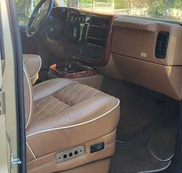 Желтый Шевроле Експресс, объемом двигателя 5.33 л и пробегом 102 тыс. км за 41000 $, фото 23 на Automoto.ua