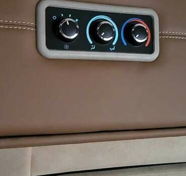 Желтый Шевроле Експресс, объемом двигателя 5.33 л и пробегом 102 тыс. км за 41000 $, фото 46 на Automoto.ua