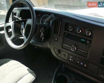 Желтый Шевроле Експресс, объемом двигателя 4.3 л и пробегом 296 тыс. км за 18000 $, фото 8 на Automoto.ua