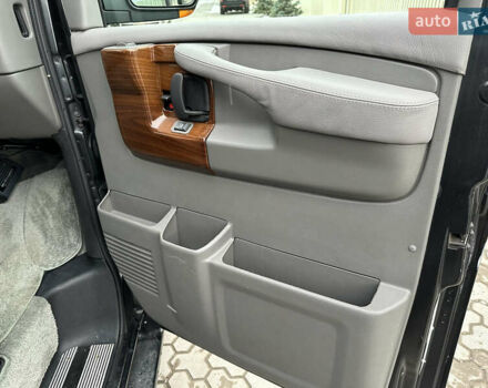 Сірий Шевроле Експресс, об'ємом двигуна 5.3 л та пробігом 78 тис. км за 29999 $, фото 82 на Automoto.ua