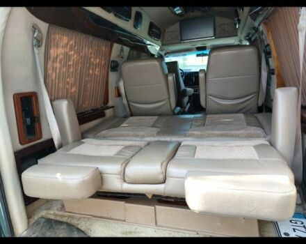 Зеленый Шевроле Експресс, объемом двигателя 5.7 л и пробегом 240 тыс. км за 5600 $, фото 6 на Automoto.ua