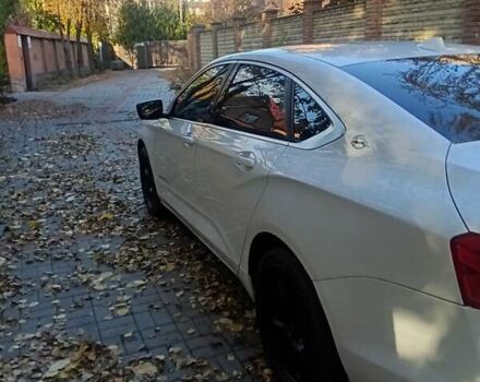 Шевроле Импала 2014 в Киеве на Automoto.ua Белый Шевроле Импала, объемом двигателя 2.5 л и пробегом 188 тыс. км за 9999 $, фото 21 на Automoto.ua