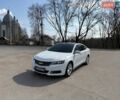 Белый Шевроле Импала, объемом двигателя 3.56 л и пробегом 180 тыс. км за 9000 $, фото 1 на Automoto.ua