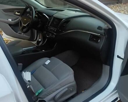 Шевроле Импала 2014 в Киеве на Automoto.ua Белый Шевроле Импала, объемом двигателя 2.5 л и пробегом 188 тыс. км за 9999 $, фото 28 на Automoto.ua