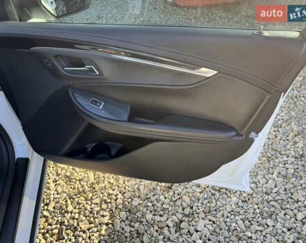 Белый Шевроле Импала, объемом двигателя 2.46 л и пробегом 183 тыс. км за 11300 $, фото 22 на Automoto.ua