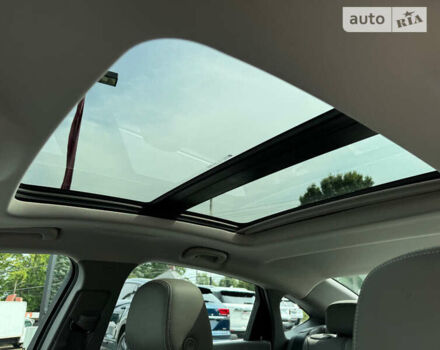 Белый Шевроле Импала, объемом двигателя 3.56 л и пробегом 66 тыс. км за 2700 $, фото 16 на Automoto.ua