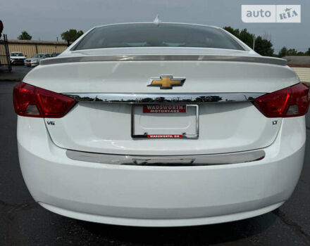 Белый Шевроле Импала, объемом двигателя 3.56 л и пробегом 66 тыс. км за 2700 $, фото 4 на Automoto.ua