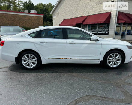 Белый Шевроле Импала, объемом двигателя 3.56 л и пробегом 66 тыс. км за 2700 $, фото 2 на Automoto.ua