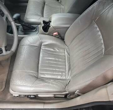 Черный Шевроле Импала, объемом двигателя 3.79 л и пробегом 251 тыс. км за 6400 $, фото 1 на Automoto.ua