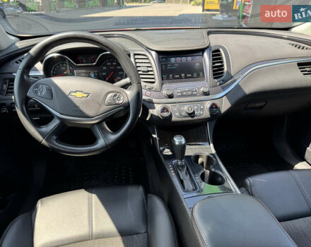 Червоний Шевроле Імпала, об'ємом двигуна 2.46 л та пробігом 240 тис. км за 10650 $, фото 14 на Automoto.ua