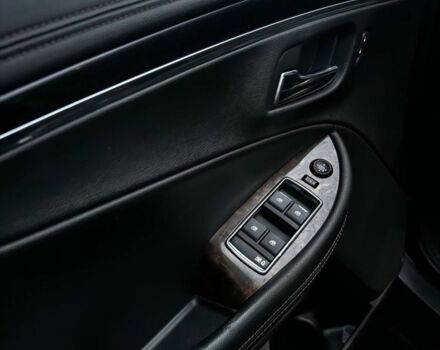 Серый Шевроле Импала, объемом двигателя 2.5 л и пробегом 188 тыс. км за 11000 $, фото 13 на Automoto.ua