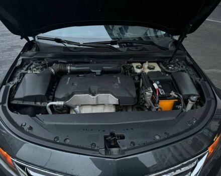 Серый Шевроле Импала, объемом двигателя 2.5 л и пробегом 188 тыс. км за 11000 $, фото 6 на Automoto.ua